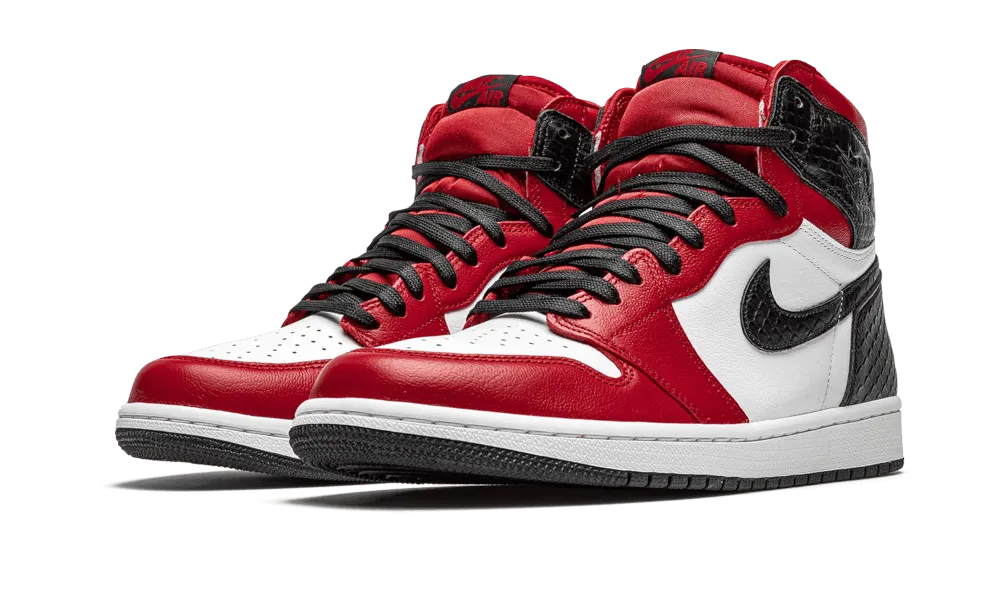 Air Jordan 1 Retro High Satin Snake Chicago