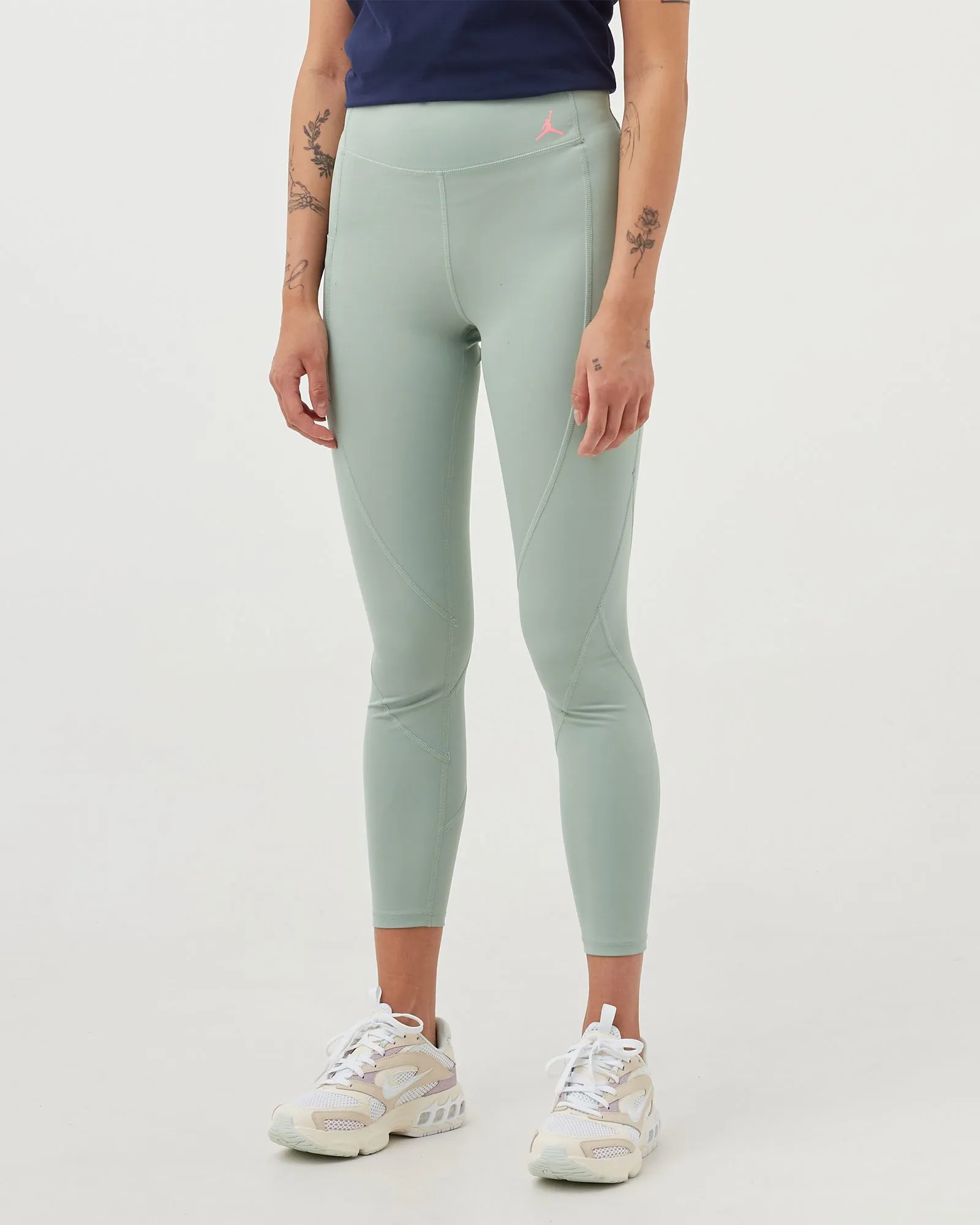 Essentials 7/8 Leggings