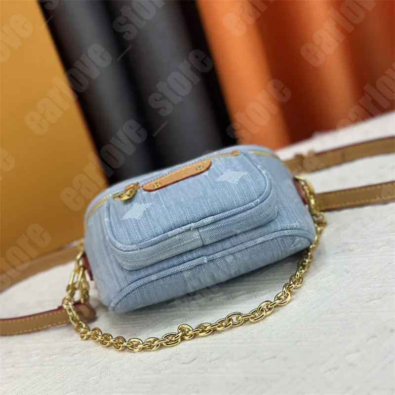 Sac De Ceinture De Designer Light Denim Mini Bumbag Men Fanny Packs Femmes Femmes Luxury Sacs Cross Cross Body Pouche Designers 