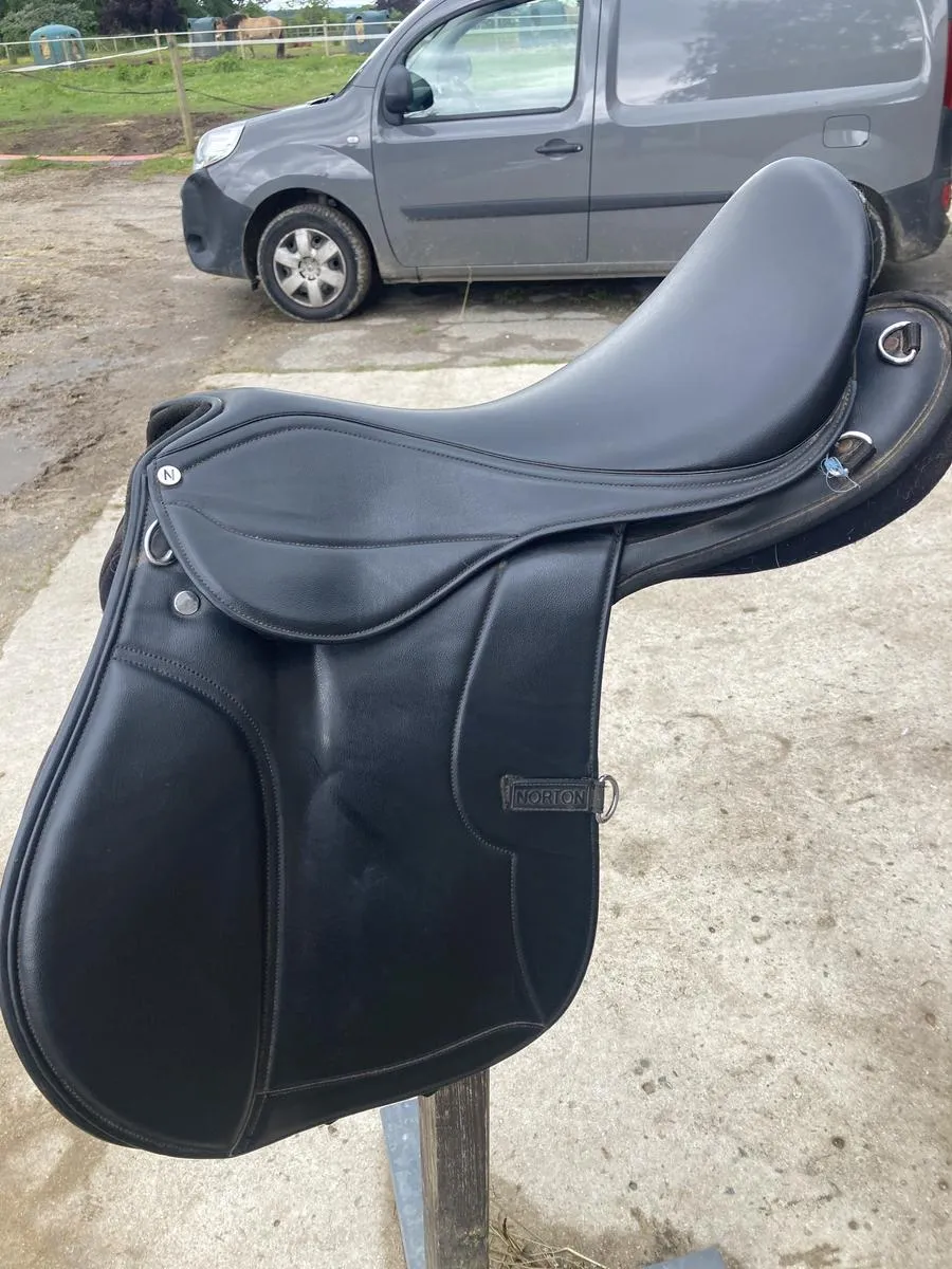 Selle norton randonnée 17,5'