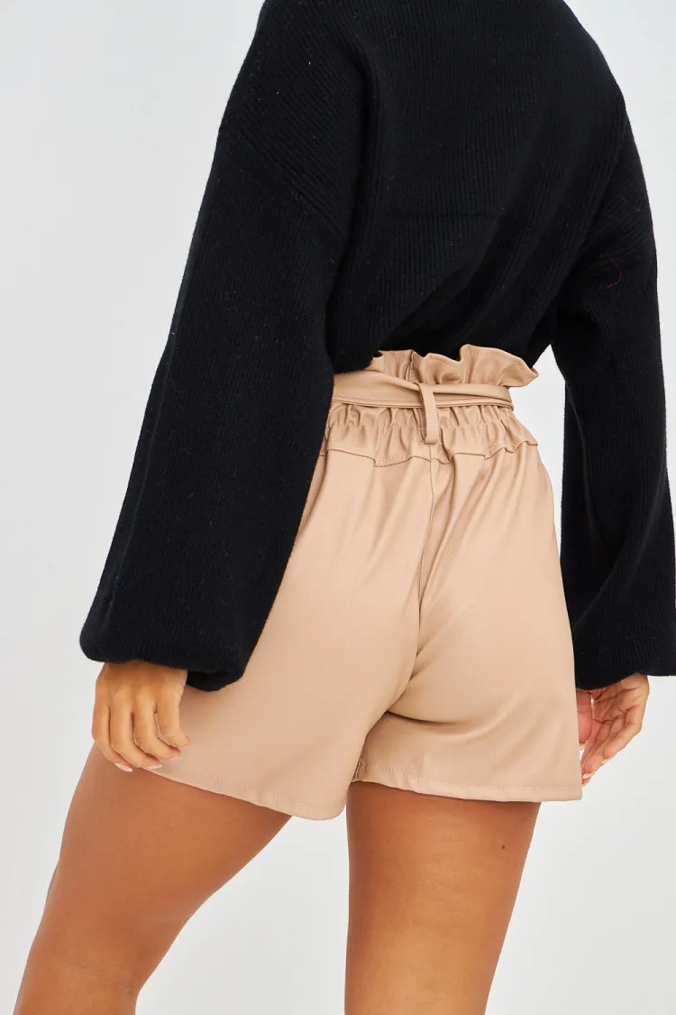 Short beige foncé taille haute en simili cuir